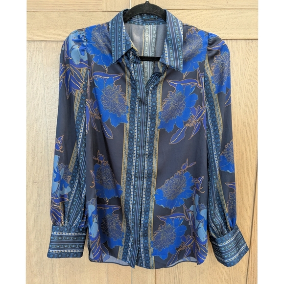 NEW Elie Tahari Scarf Print Shirt - Picture 2 of 9